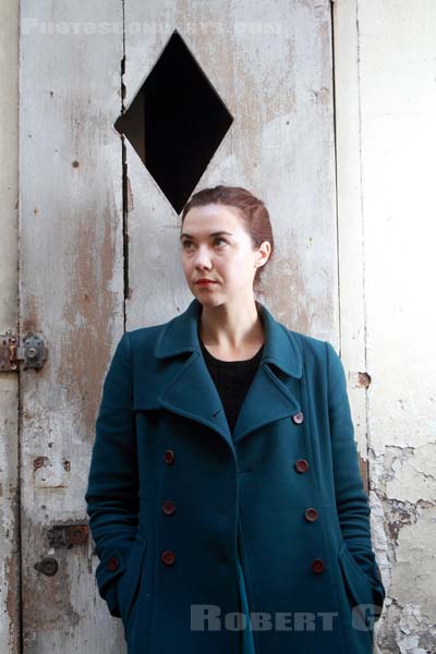 LISA HANNIGAN - 2012-04-12 - PARIS -  - 